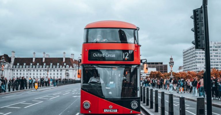 AI Automotive - Red bus in front of Big Ben