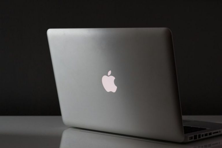 Apple Macintosh - MacBook Pro